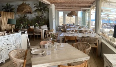 Siroko Beach Marbella – relaxed beachfront restaurant with sea views